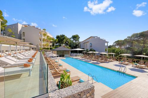 VIVA Suites & Spa Adults Only 16+ - image 7