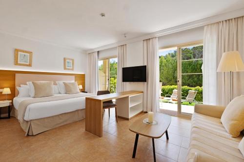 VIVA Cala Mesquida Suites & Spa Adults Only 16