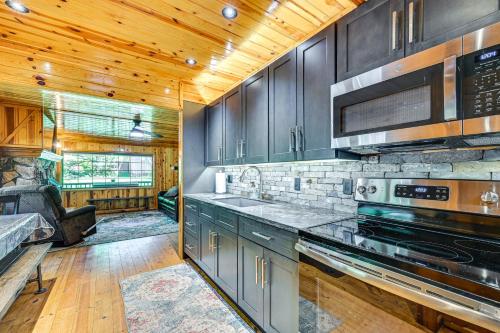 Hike & Snow Play! Creekside Cabin in Payson, Payson (fotografie 8)