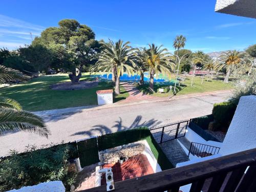 One-Bedroom Apartment with Pool View image 1