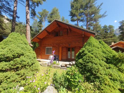 Chalet Les Cadiérens - Location, gîte - Montgenèvre