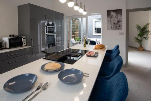 Balcony/terrace, Modern Buxton Town House in Buxton