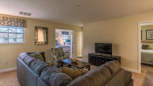 Rolling Fairway Villa - image 5