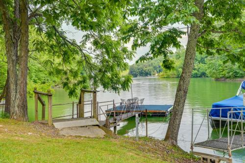 Modern Tims Ford Lake Home with Private Dock and Pool!