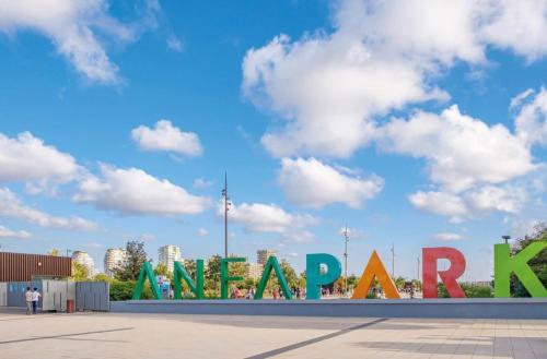 Luxurious apartment in the heart of CFC in Cil