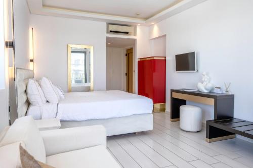 Superior Double Room image 6