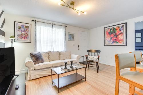 Pet-Friendly Palmetto Duplex about 2 Mi to Riverwalk! in Palmetto, USA