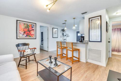 Pet-Friendly Palmetto Duplex about 2 Mi to Riverwalk! in Palmetto, USA