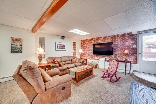 Cozy Apartment Less Than 4 Miles to Downtown Anchorage! - image 10