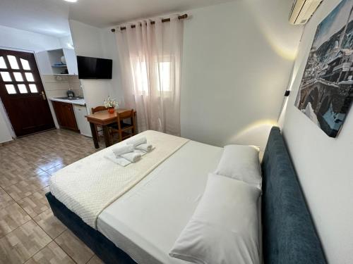 Anel Studios, Vlorë (fotografie 6)