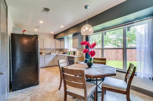 Pet-Friendly Round Rock Home - 19 Mi to Austin! in Round Rock, USA