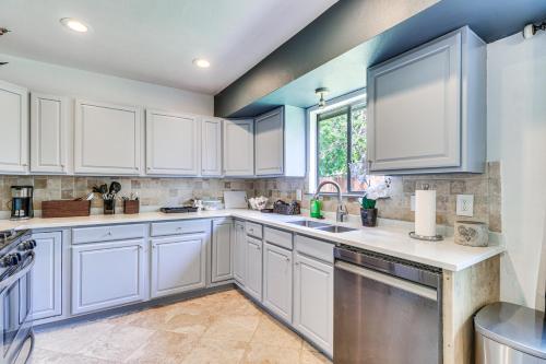 Pet-Friendly Round Rock Home - 19 Mi to Austin! in Round Rock, USA