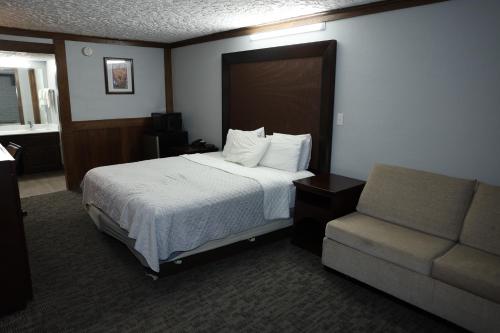 Rittiman Inn and Suites - main image