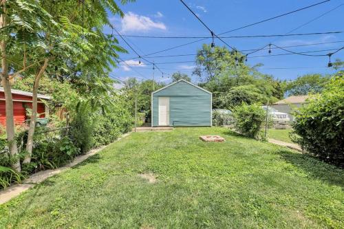 2BR, Clintonville, Pet Friendly, Close to OSU in Columbus, USA