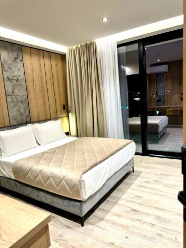 Deluxe Double Room with Jacuzzi  image 10