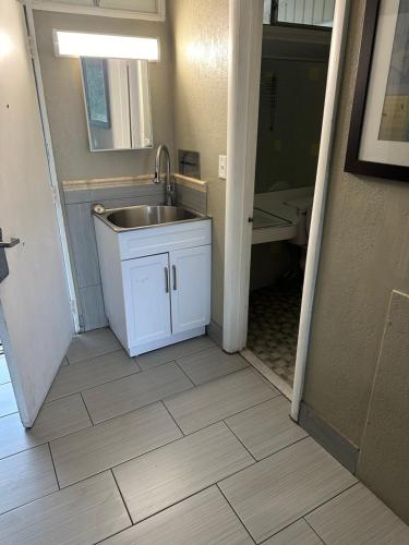 Bravo Inn Greensboro