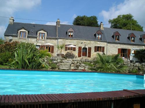 Exterior view, Ty Job in Lescouet-Gouarec