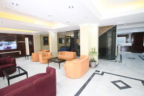 Myra Hotel - 출입구