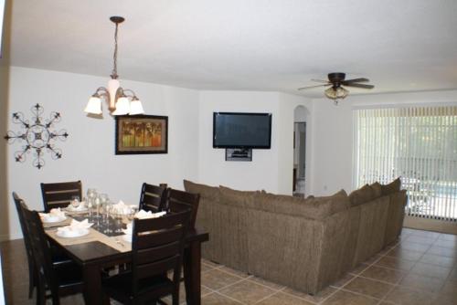 Cypress Pointe - 5 Bed/4 Bath Pool & Spa Home with Games Room, Davenport (fotografie 7)