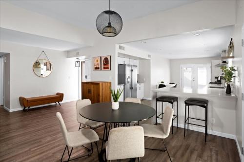 Modern Comfort Pool BBQ Prime Location in ลิตช์ฟิลด์พาร์ค