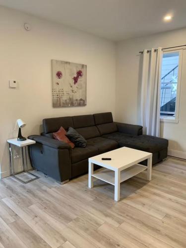 Appartements Le Charme de Limoilou — other in 700 3e Avenue, Quebec City Canada, G1L 2W6