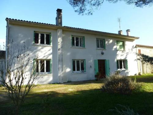 Maison de 4 chambres avec jardin amenage et wifi a Saint Andre de Lidon - Location saisonnière - Saint-André-de-Lidon