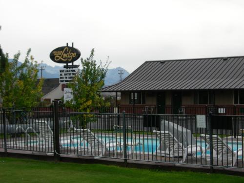 Walker River Lodge - 숙소 외관