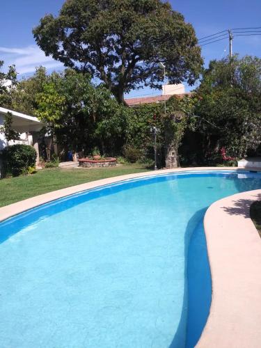 Casa antigua llena de vida, alberca en Cuernavaca in Cuernavaca, Mexico