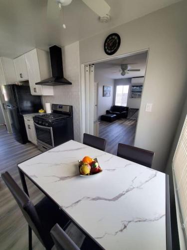 Summer Dream Rental House, Pacific Beach! in San Diego, USA