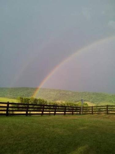 Historic 1850s Home at the Base of Jump Mountain Near Lexington Historic 1850s Home at the Base of Jump Mountain Near Lexington