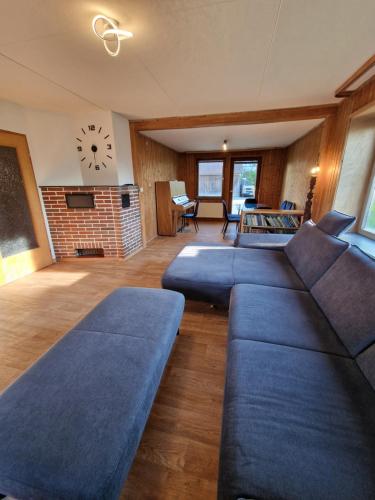 RANGE- Landhaus mit Panoramablick - 2 Apartments - 12 Personen