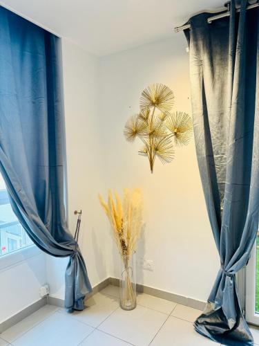LOFT DESIGN DUPLEX 2 CHAMBRES TERRASSE 20M2, Marseille (Foto 11)