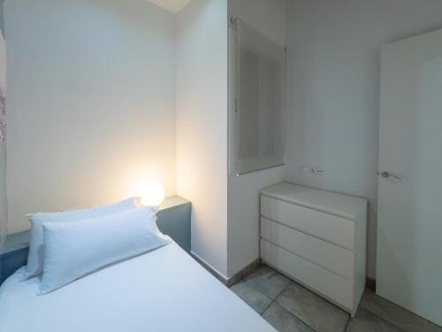 Apartment image 10