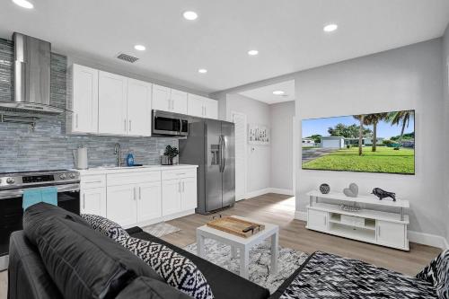 The Front Wave Luxury Home