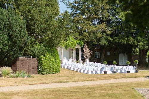 Highfield Park - image 8