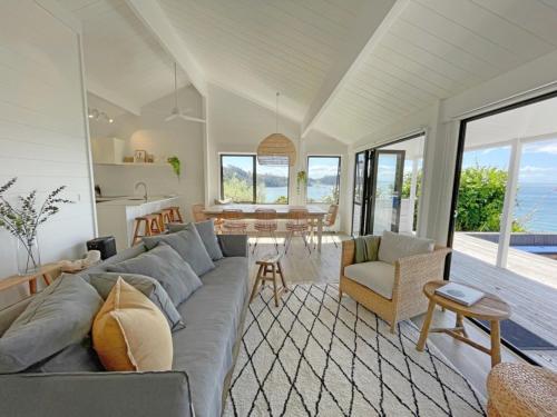 Sea View Estate - Waiheke Escapes