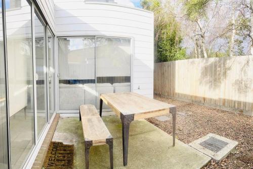 D119 Silver Birch Family Stay in West Footscray