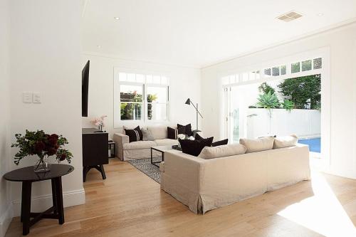 The Sienna Rose Bay - image 13