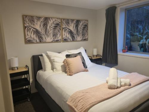 Park Views, Close to town