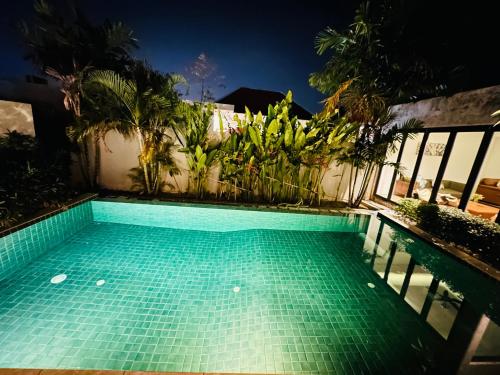 summer pool villa