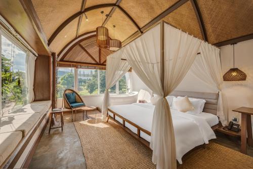 Phum Domnak Domrey Resort in Phnum Sruoch