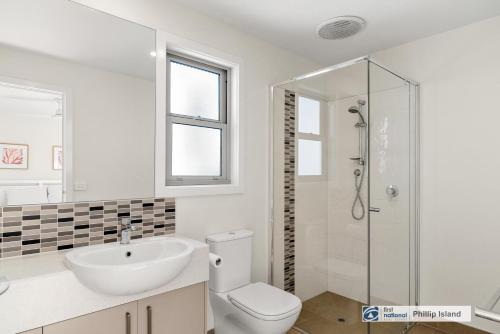 3-6 Broughton Ave Cowes - image 3