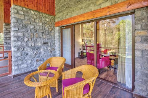 Span Resort & Spa, Manali - A Luxury Riverside Resort, Манали (фото 10)