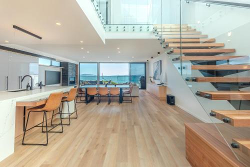 Award-winning beachfront luxury in Cremorne in Sandford