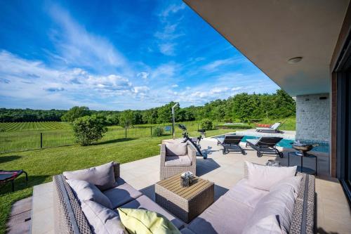 Villa Felice Novigrad in Buzinija