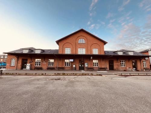 Vista exterior, Thisted Banegård (Thisted Banegard) in Thisted