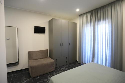 Double Room with Private Bathroom image 7
