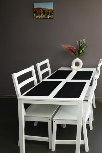 Sadržaji, Ventspils jahtu osta, Ventspils Marina in Ventspils