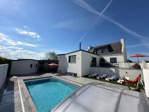 Entre Terre et Mer 12 Personnes Espace Piscine chauffée gîte à louer La Poterie