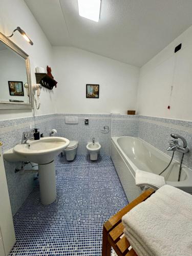 La Rosa Home - image 7